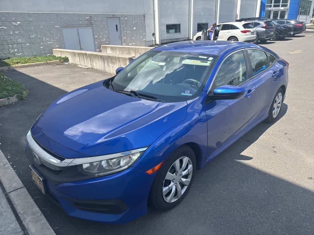 Thumbnail: 2017 Honda Civic - 4