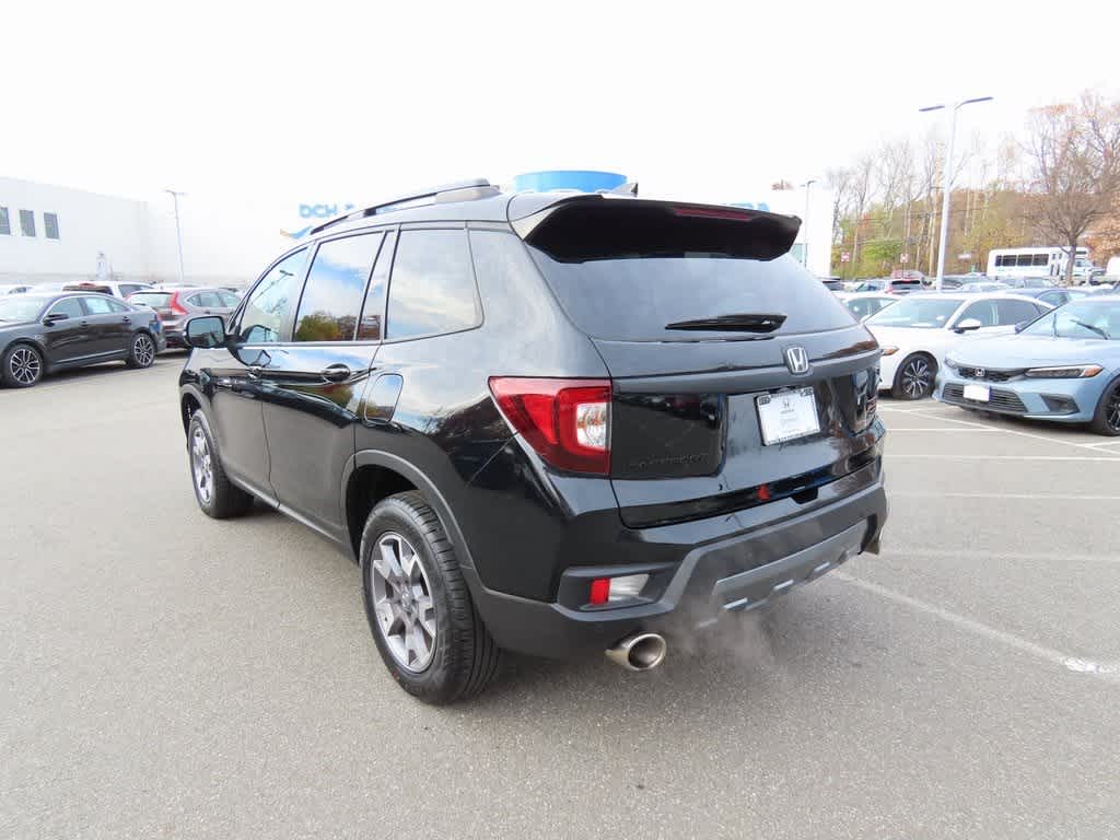Thumbnail: 2022 Honda Passport - 4