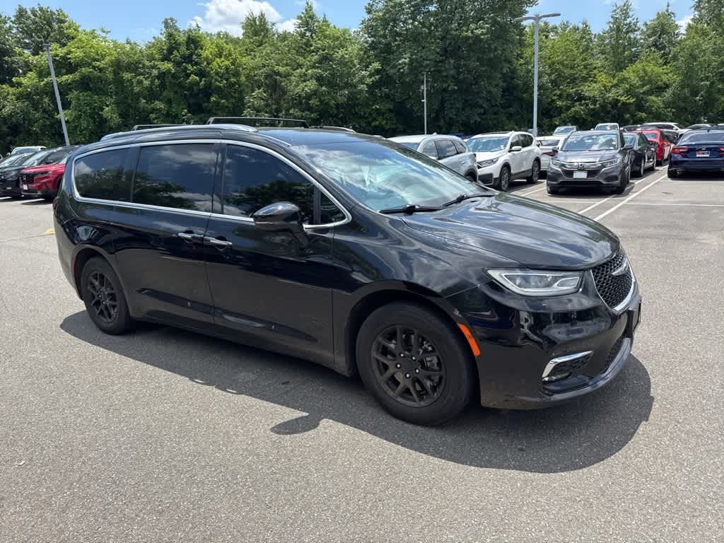 Thumbnail: 2021 Chrysler Pacifica - 2