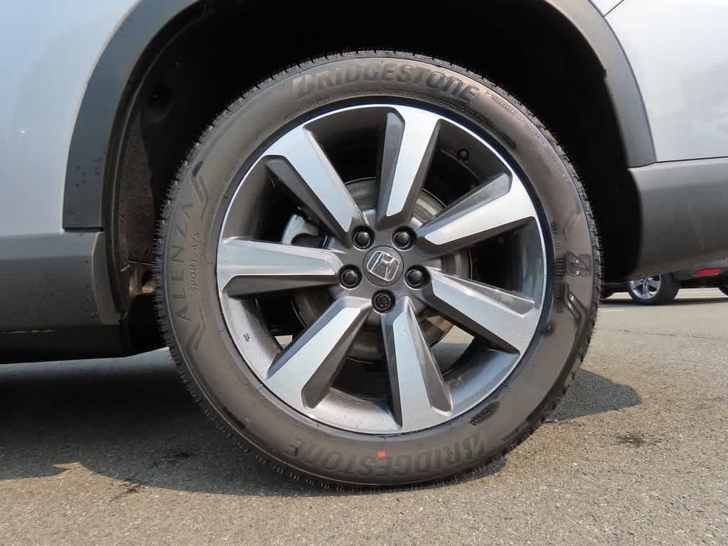 2025 Honda Pilot Touring 9