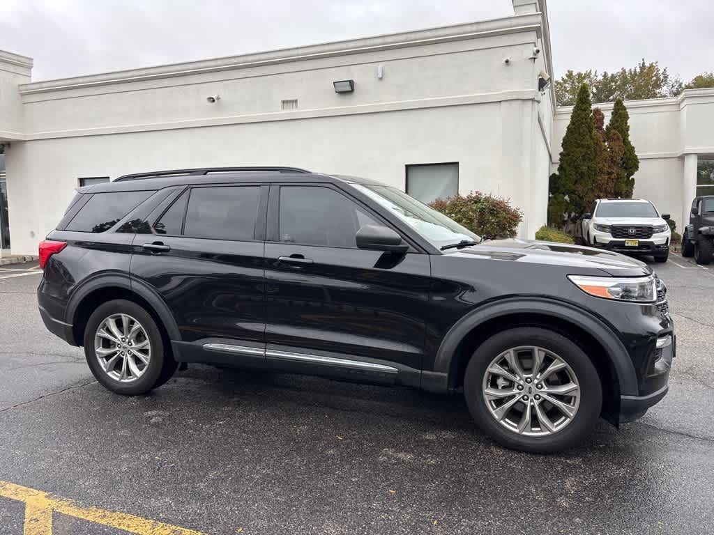 Thumbnail: 2020 Ford Explorer - 4