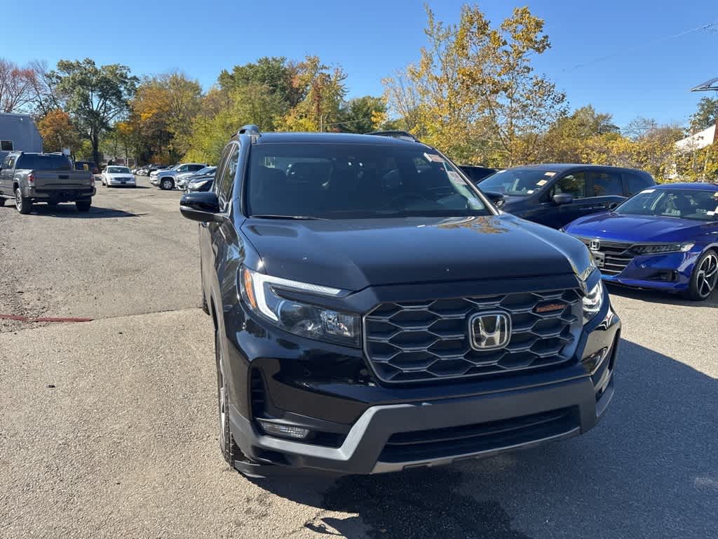 Thumbnail: 2023 Honda Passport - 22