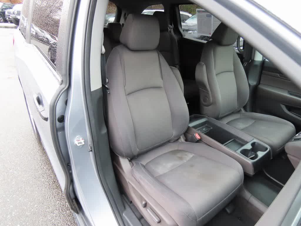 Thumbnail: 2019 Honda Odyssey - 18