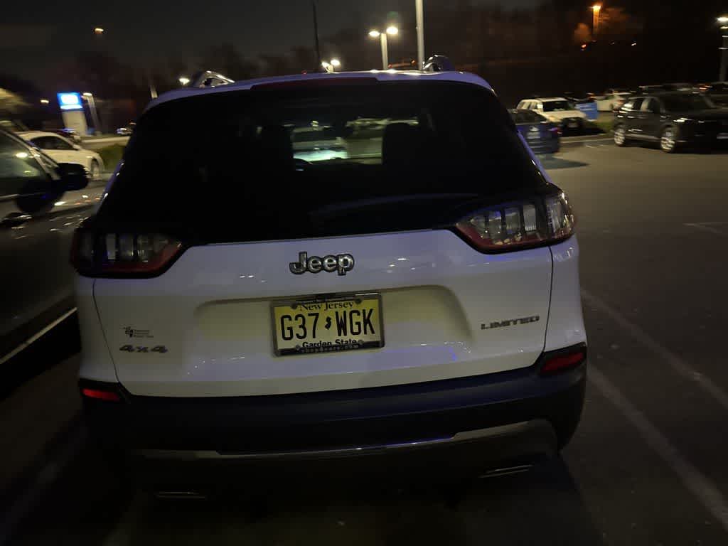 Thumbnail: 2020 Jeep Cherokee - 19