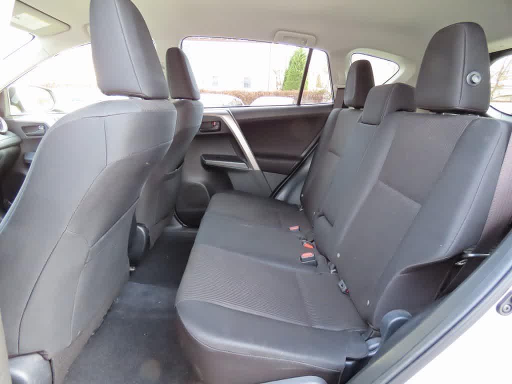 Thumbnail: 2018 Toyota RAV4 - 14