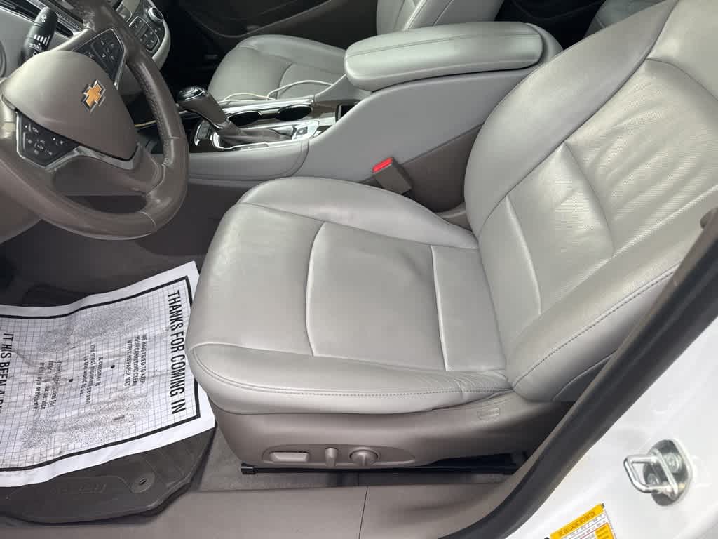 Thumbnail: 2019 Chevrolet Malibu - 17