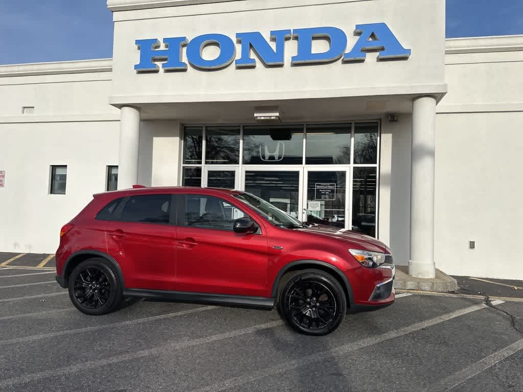 Thumbnail: 2017 Mitsubishi Outlander Sport - 11