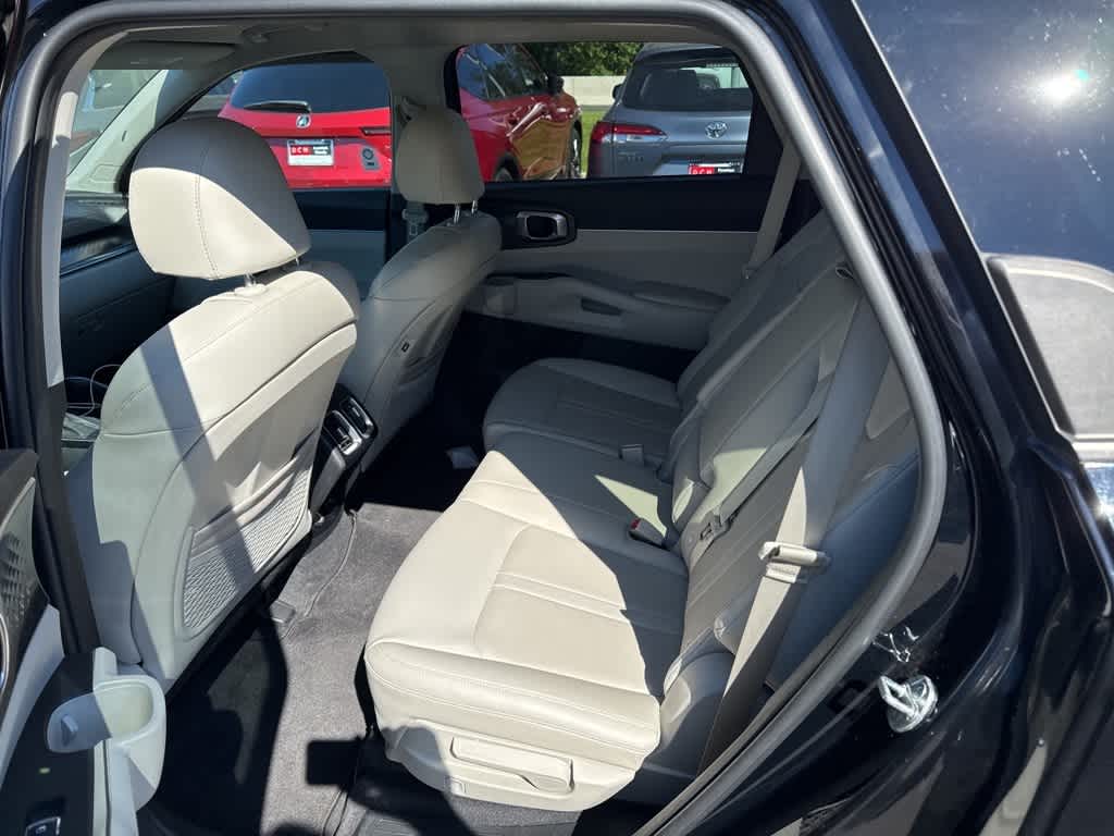 Thumbnail: 2021 Kia Sorento - 15