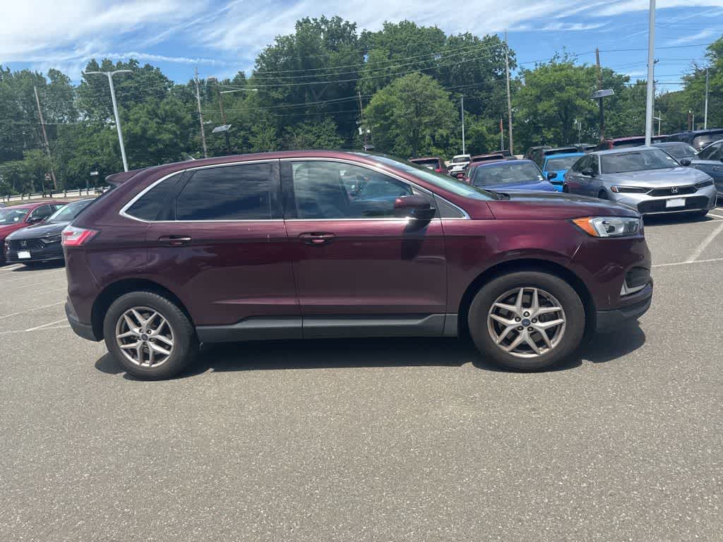 Thumbnail: 2021 Ford Edge - 9