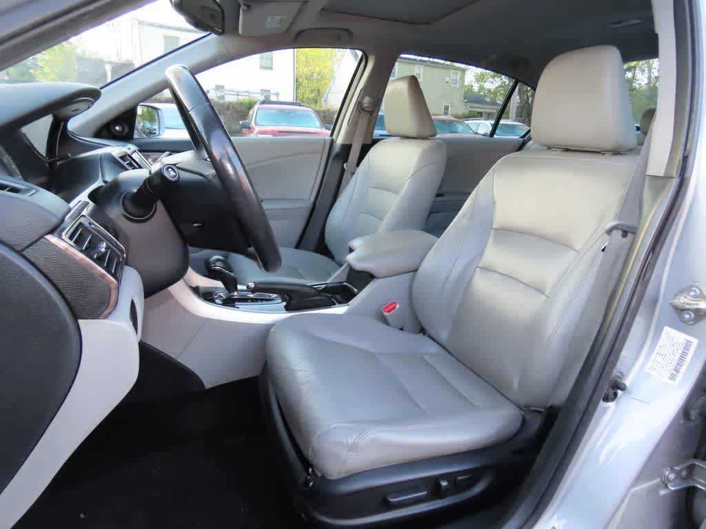 Thumbnail: 2016 Honda Accord - 12