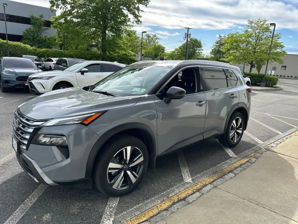 Thumbnail: 2025 Nissan Rogue - 1