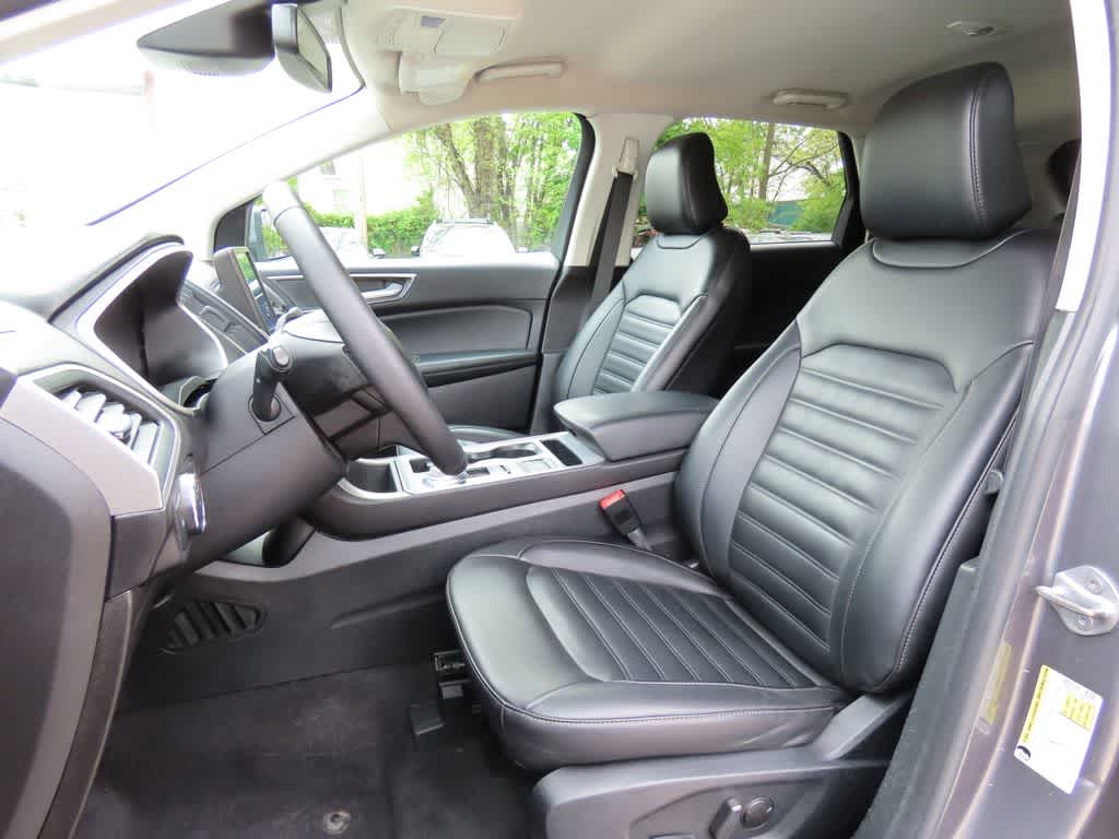 Thumbnail: 2021 Ford Edge - 11