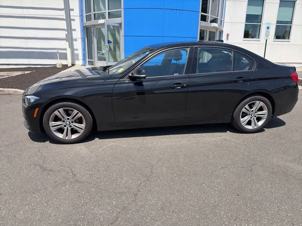 Thumbnail: 2016 BMW 3 Series - 6
