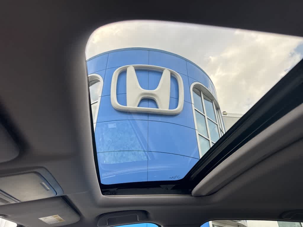 Thumbnail: 2017 Honda CR-V - 13
