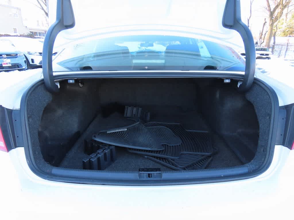 Thumbnail: 2014 Volkswagen Passat - 11