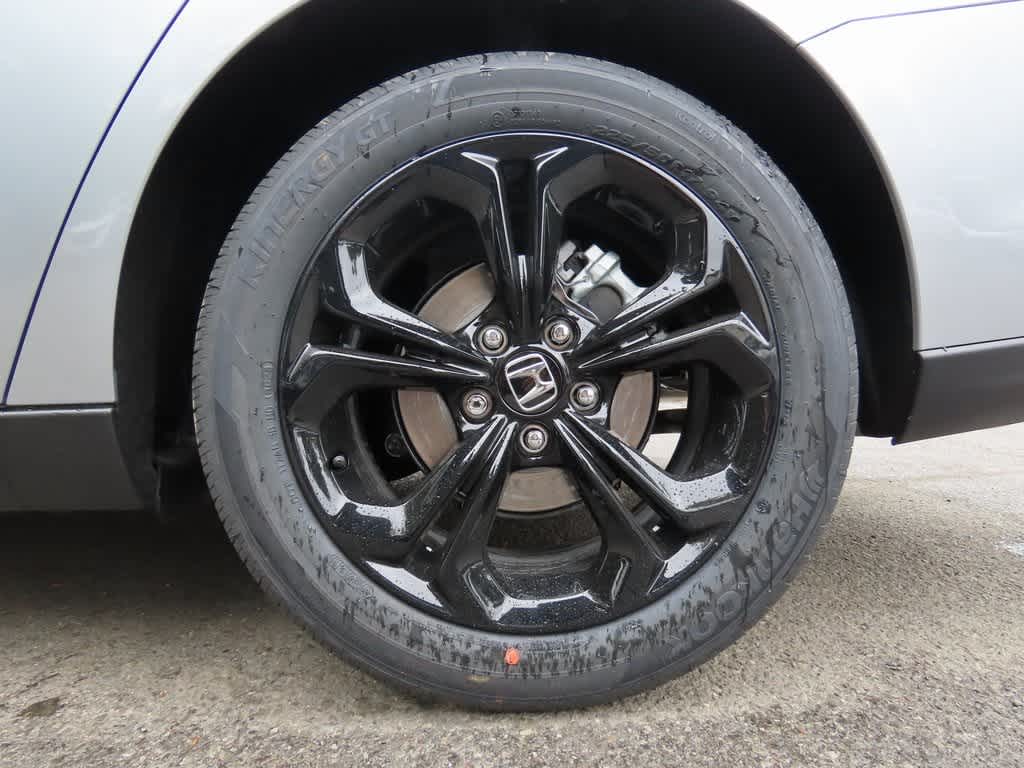 2025 Honda Accord SE 8