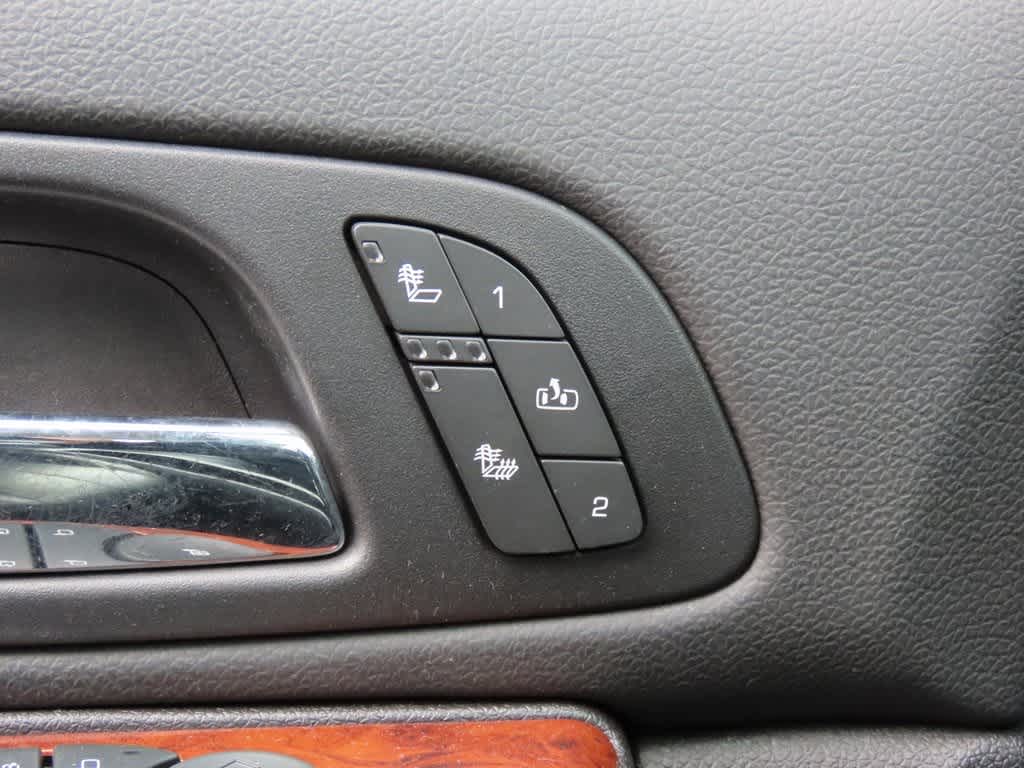 Thumbnail: 2014 Chevrolet Tahoe - 24