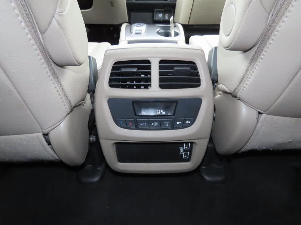 Thumbnail: 2022 Honda Pilot - 24