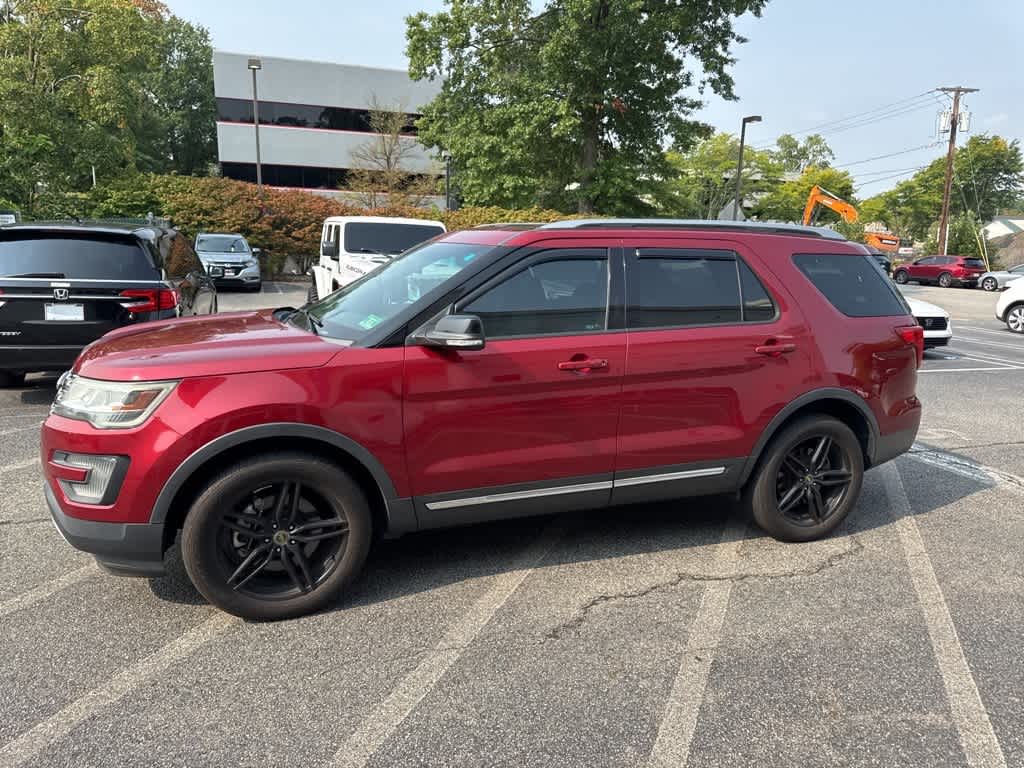 Thumbnail: 2016 Ford Explorer - 4