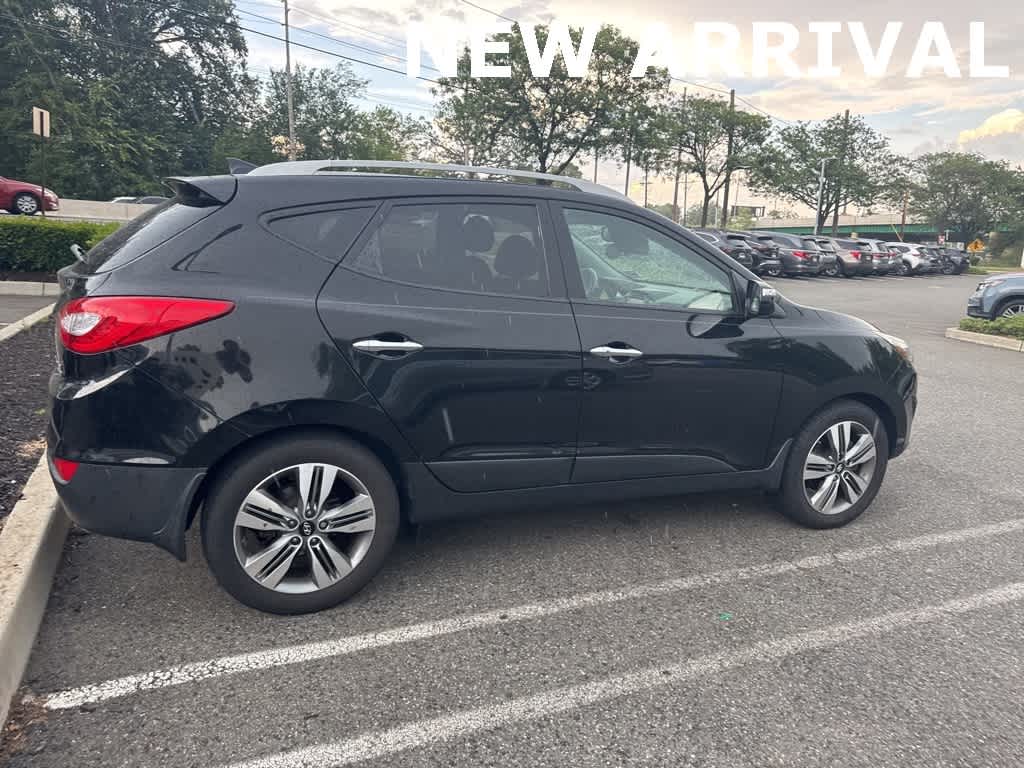 Thumbnail: 2015 Hyundai Tucson - 11