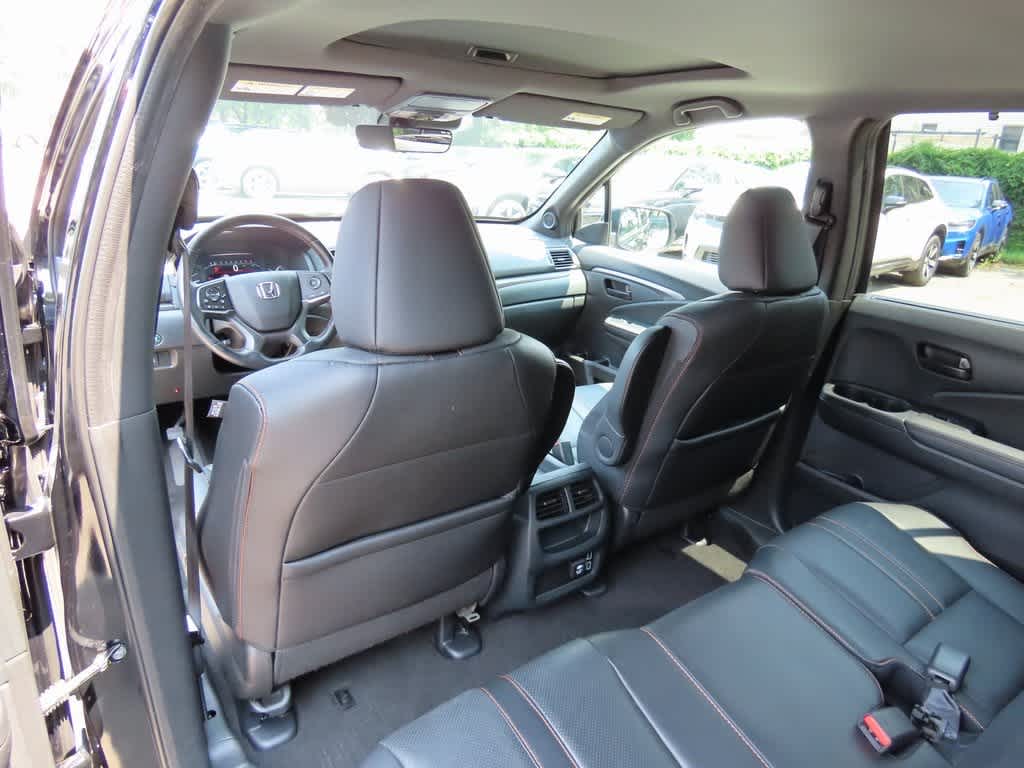 Thumbnail: 2023 Honda Passport - 14