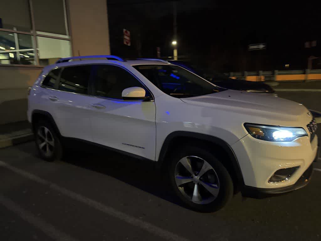 Thumbnail: 2020 Jeep Cherokee - 14