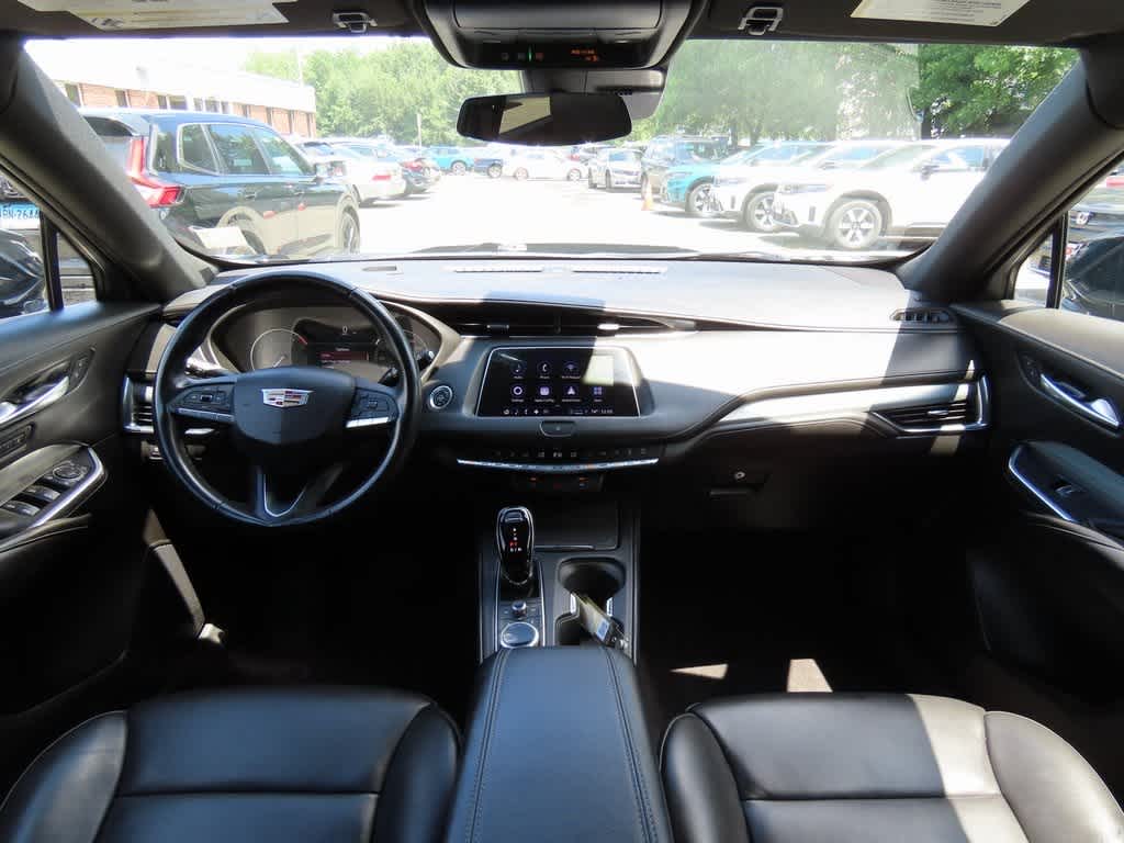 Thumbnail: 2023 Cadillac XT4 - 18