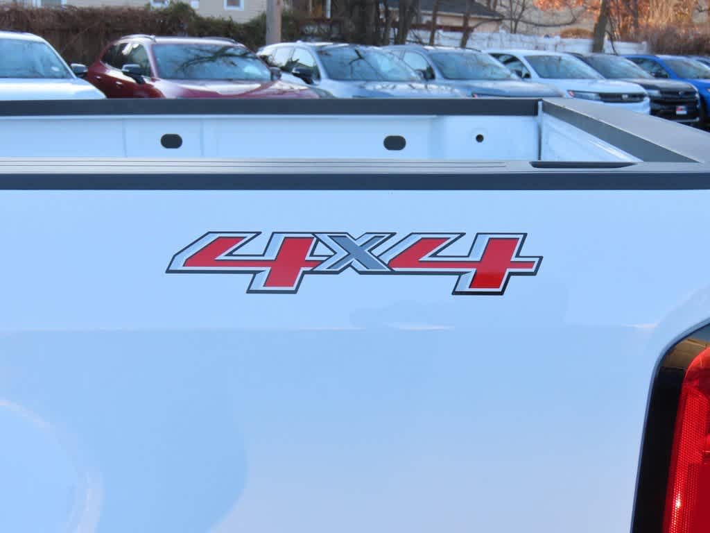 Thumbnail: 2020 Chevrolet Colorado - 8