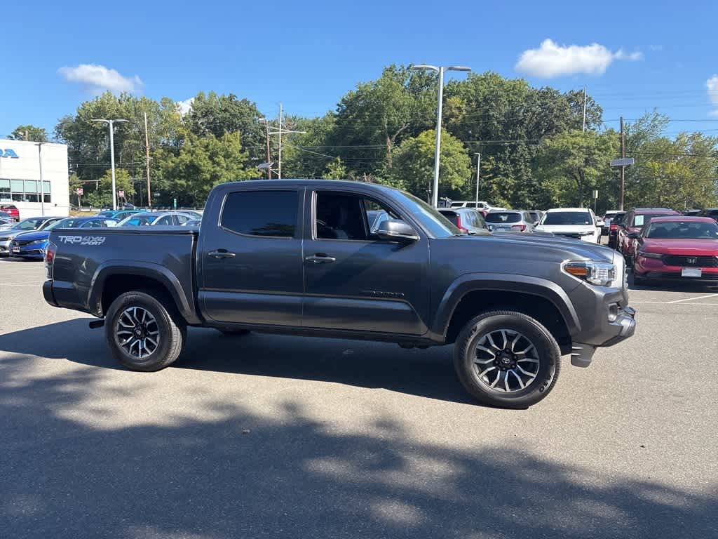 Thumbnail: 2022 Toyota Tacoma - 19