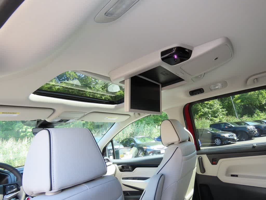 Thumbnail: 2026 Honda Odyssey - 17