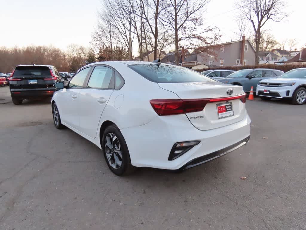 Thumbnail: 2019 Kia Forte - 4