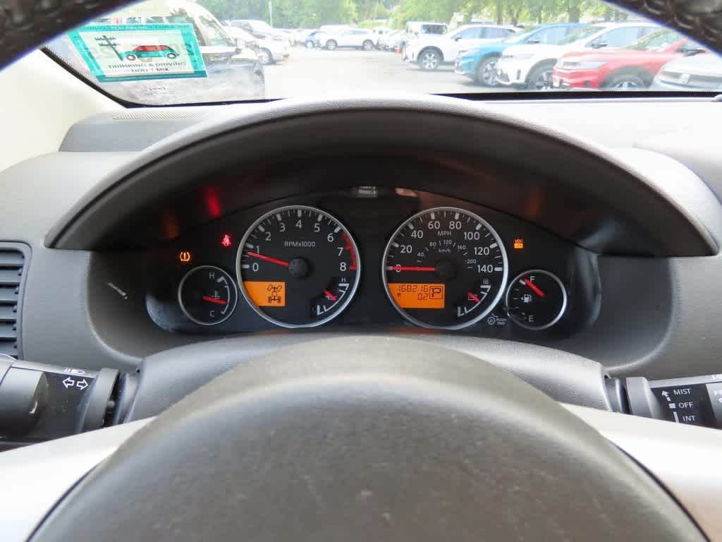Thumbnail: 2011 Nissan Pathfinder - 26