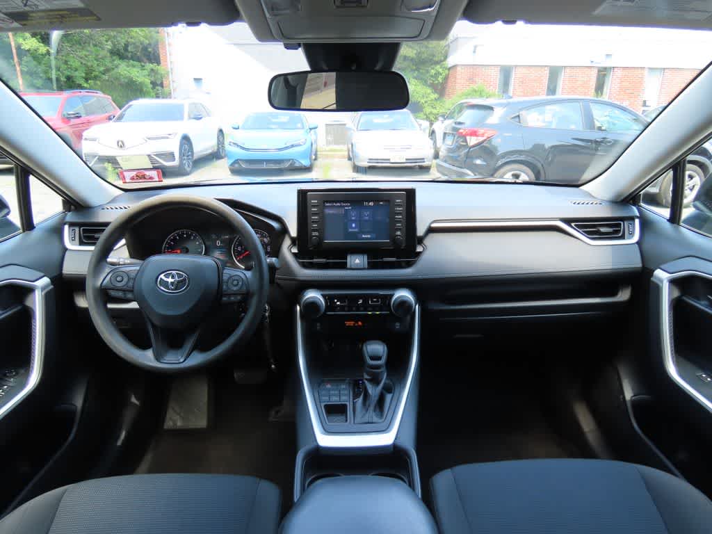 Thumbnail: 2019 Toyota RAV4 - 16