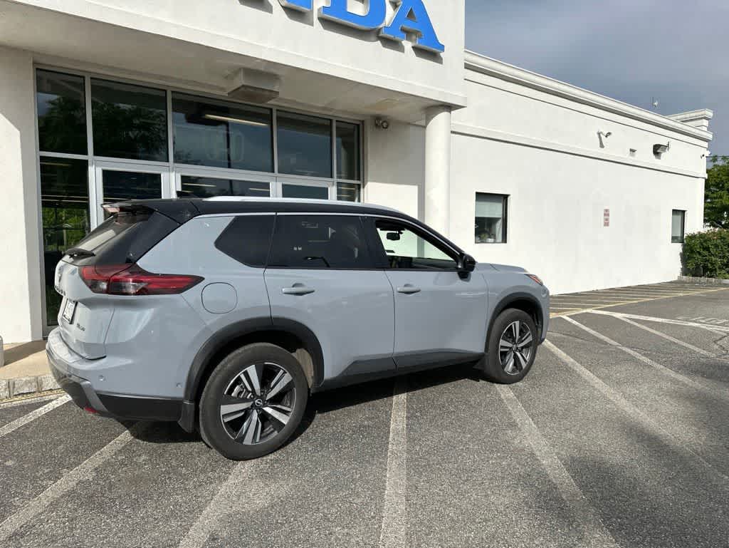 Thumbnail: 2025 Nissan Rogue - 10