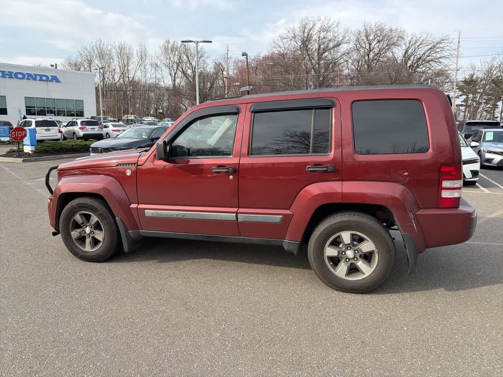 Thumbnail: 2008 Jeep Liberty - 7