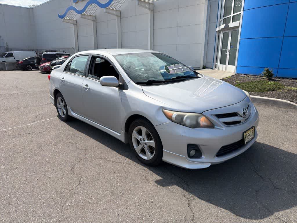 Thumbnail: 2011 Toyota Corolla - 19