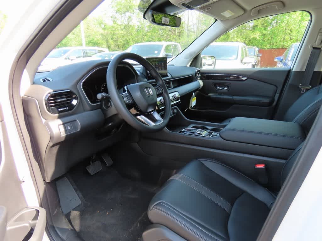 2025 Honda Pilot EX-L 2