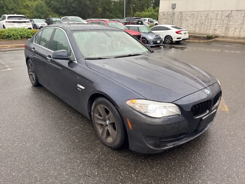 Thumbnail: 2011 BMW 5 Series - 9