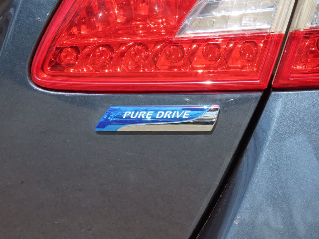 Thumbnail: 2013 Nissan Sentra - 8