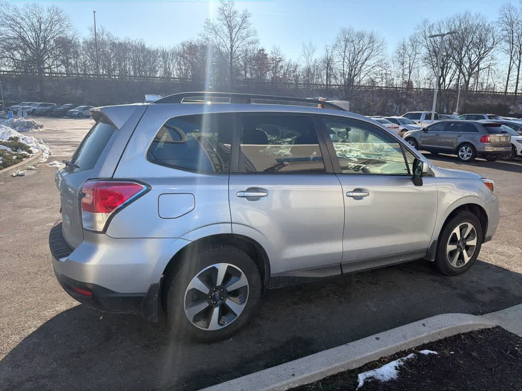 Thumbnail: 2017 Subaru Forester - 14