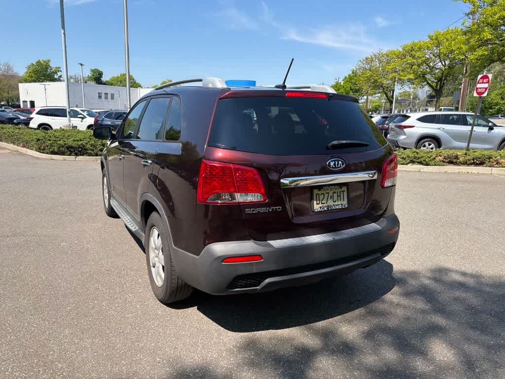 Thumbnail: 2013 Kia Sorento - 11