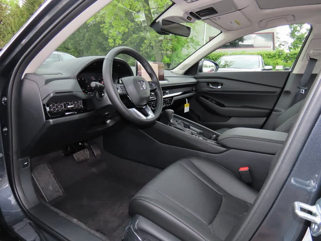 2025 Honda Accord Touring 2