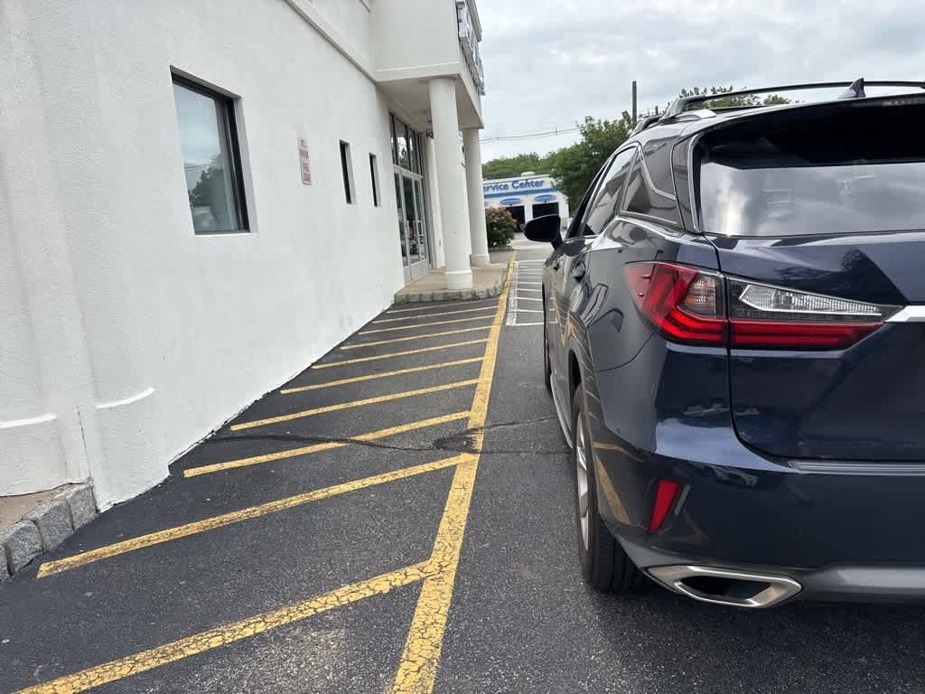 Thumbnail: 2019 Lexus RX - 15