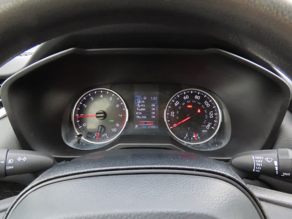 Thumbnail: 2020 Toyota RAV4 - 23