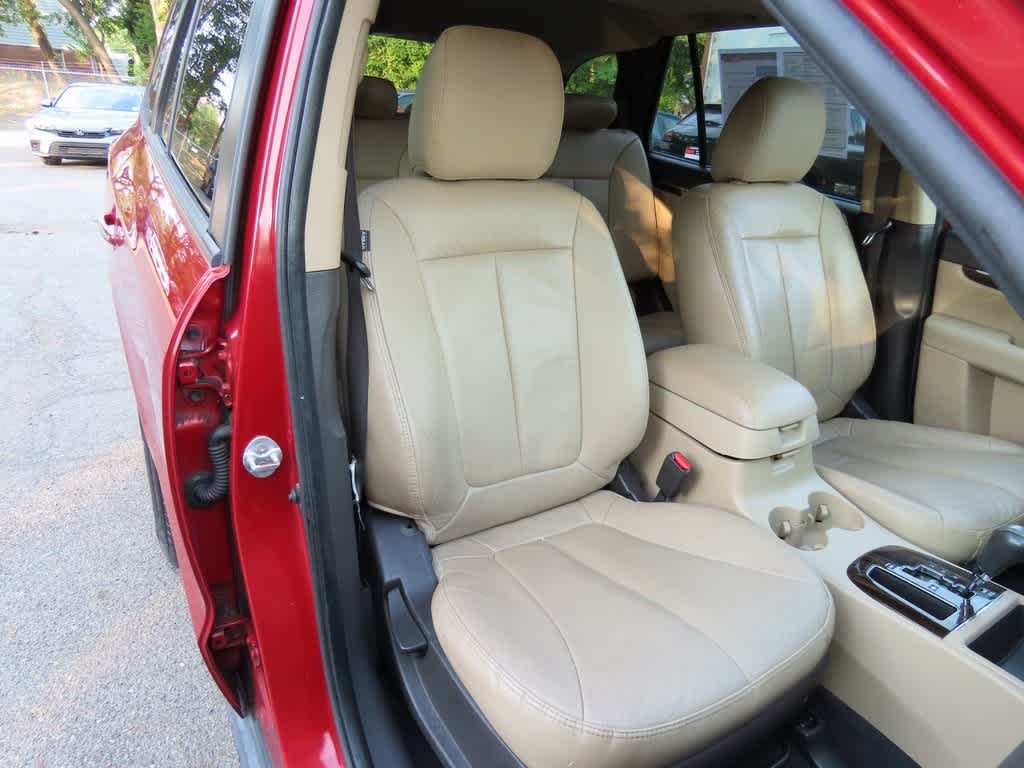 Thumbnail: 2011 Hyundai Santa Fe - 18
