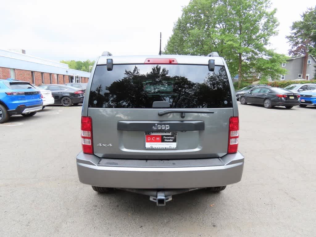 Thumbnail: 2012 Jeep Liberty - 5