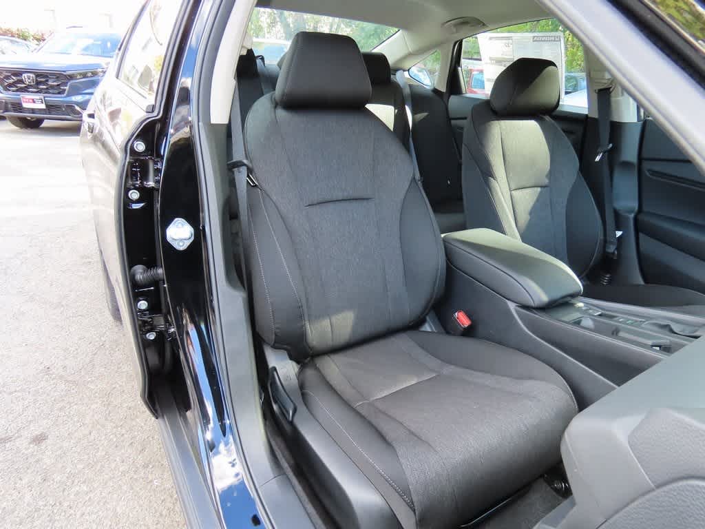 2025 Honda Accord SE 15