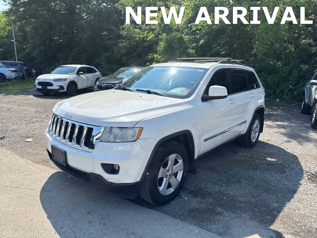 Thumbnail: 2011 Jeep Grand Cherokee - 4