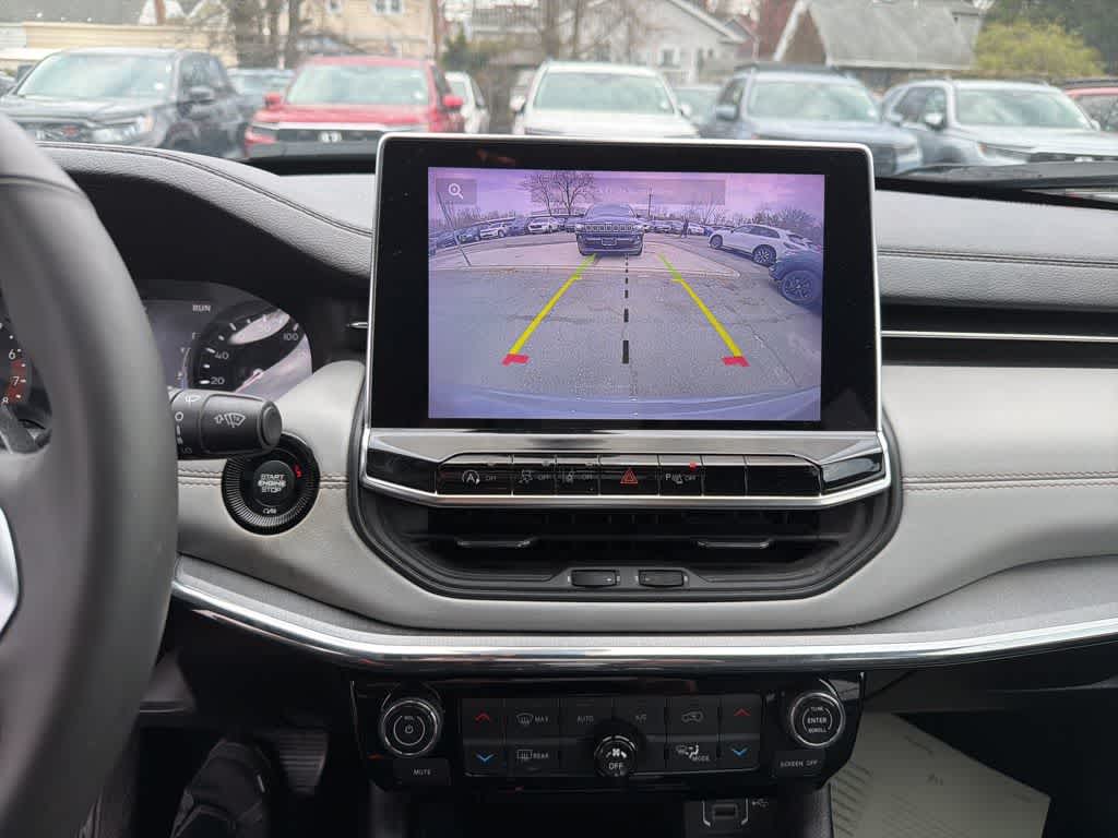 Thumbnail: 2023 Jeep Compass - 29