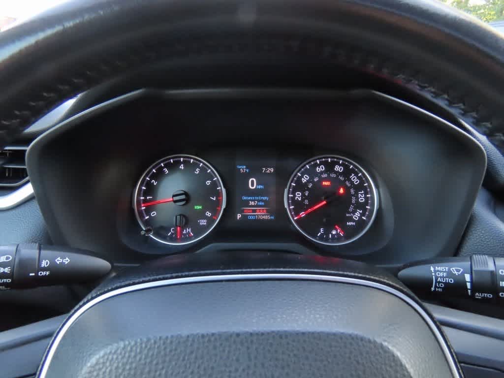 Thumbnail: 2019 Toyota RAV4 - 25